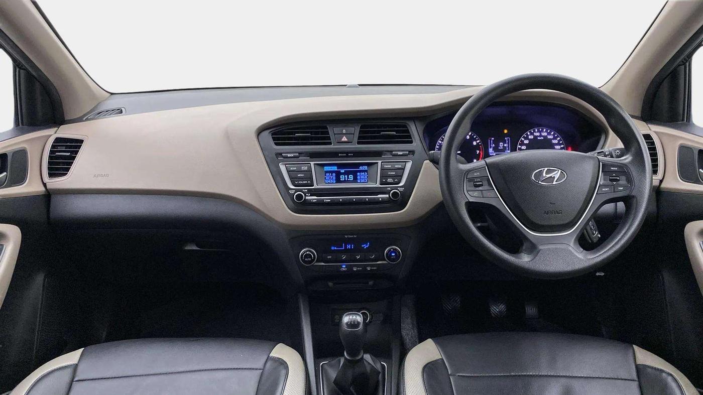 2016 Hyundai Elite i20 SPORTZ 1.2, Petrol, Manual, 46,168 km, Dashboard