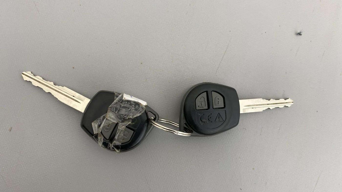 2020 Maruti Swift VXI, Petrol, Manual, 28,295 km, Key Close Up