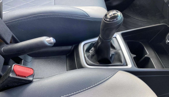 2020 Maruti Swift VXI, Petrol, Manual, 28,295 km, Gear Lever