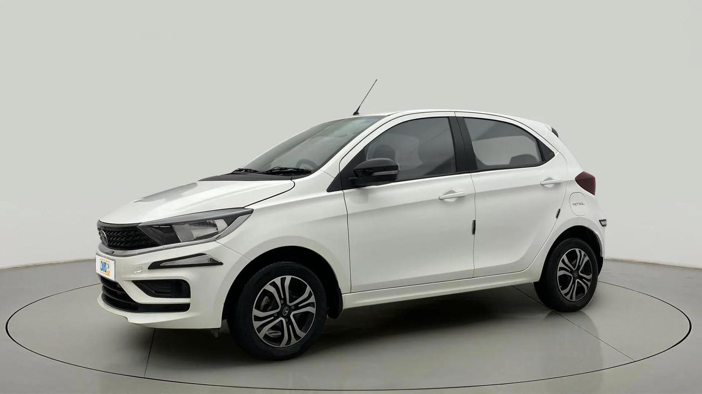 2023 Tata Tiago XT RHYTHM PETROL, Petrol, Manual, 7,040 km, Left Front Diagonal
