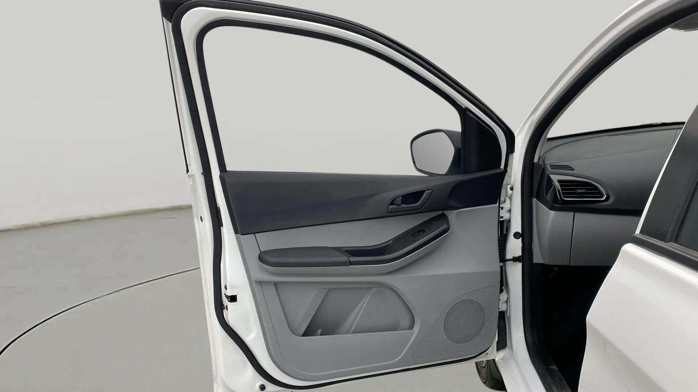 2023 Tata Tiago XT RHYTHM PETROL, Petrol, Manual, 7,040 km, LHS Front Door
