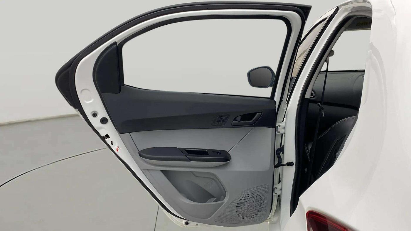 2023 Tata Tiago XT RHYTHM PETROL, Petrol, Manual, 7,040 km, LHS Rear Door