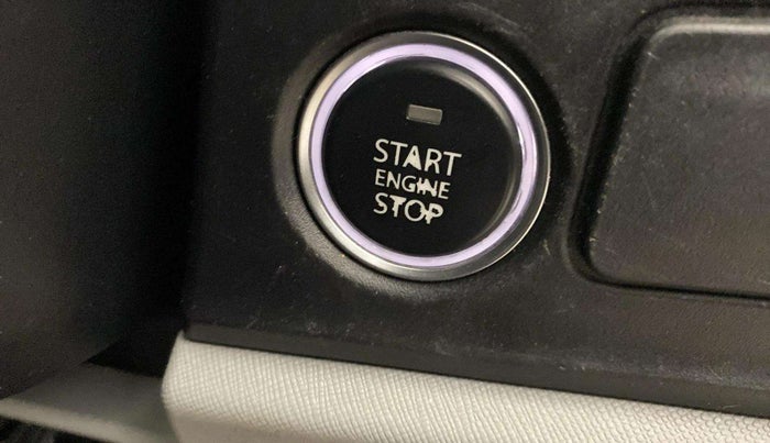 2021 Tata ALTROZ XZ PETROL, Petrol, Manual, 29,917 km, Keyless Start/ Stop Button