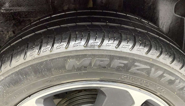 2021 Tata ALTROZ XZ PETROL, Petrol, Manual, 29,917 km, Left Rear Tyre Tread