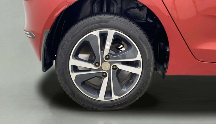 2021 Tata ALTROZ XZ PETROL, Petrol, Manual, 29,917 km, Right Rear Wheel