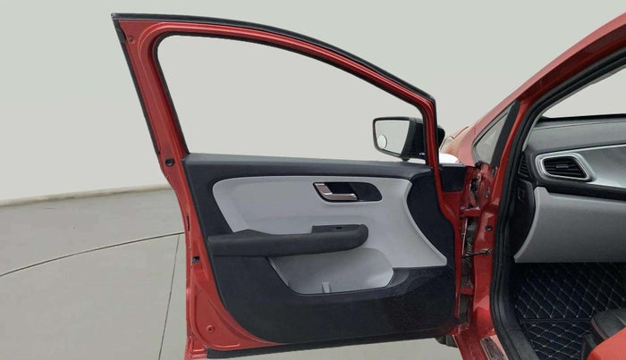 2021 Tata ALTROZ XZ PETROL, Petrol, Manual, 29,917 km, LHS Front Door