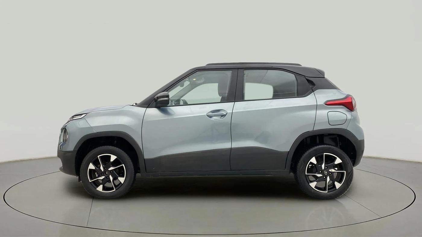2022 Tata PUNCH CREATIVE AMT 1.2 RTN DUAL TONE, Petrol, Automatic, 35,497 km, Left Side