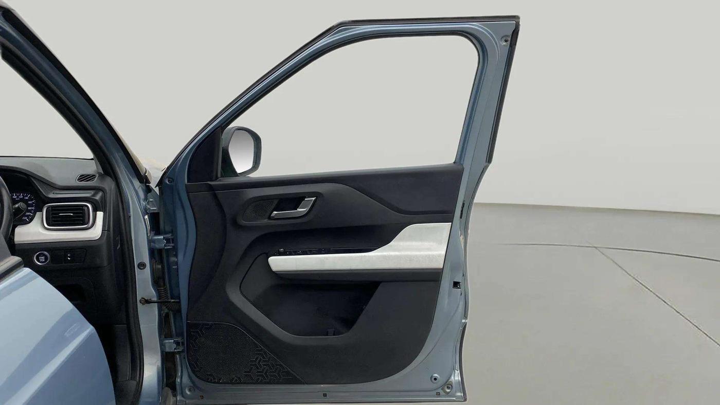 2022 Tata PUNCH CREATIVE AMT 1.2 RTN DUAL TONE, Petrol, Automatic, 35,497 km, RHS Front Door