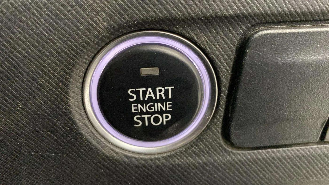 2022 Tata PUNCH CREATIVE AMT 1.2 RTN DUAL TONE, Petrol, Automatic, 35,497 km, Keyless Start/ Stop Button
