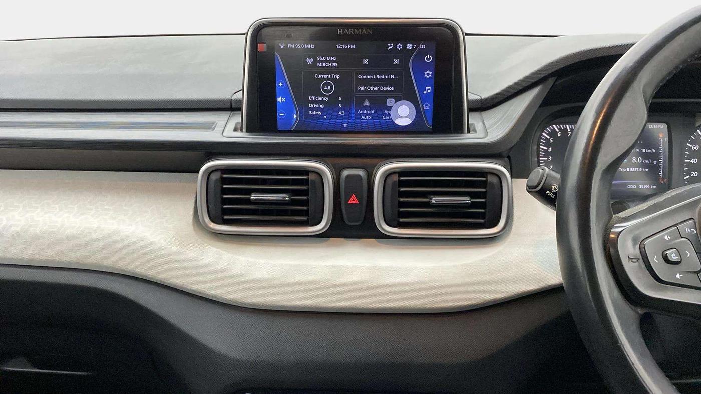 2022 Tata PUNCH CREATIVE AMT 1.2 RTN DUAL TONE, Petrol, Automatic, 35,497 km, Air Conditioner