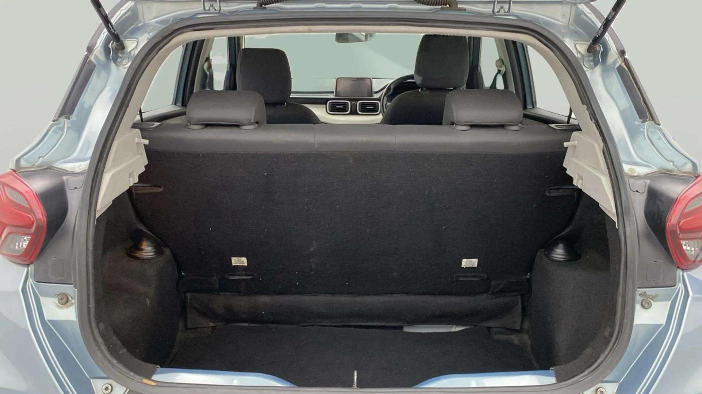 2022 Tata PUNCH CREATIVE AMT 1.2 RTN DUAL TONE, Petrol, Automatic, 35,497 km, Boot Inside