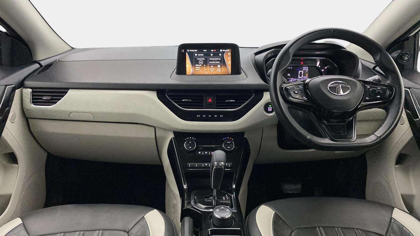 2022 Tata NEXON XZA PLUS (HS) PETROL, Petrol, Automatic, 17,546 km, Dashboard