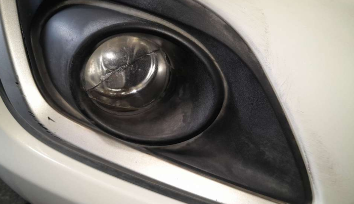 2016 Maruti Swift VXI, Petrol, Manual, 64,147 km, Right fog light - Minor damage