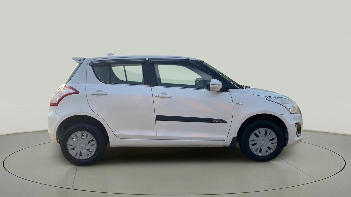 2016 Maruti Swift VXI, Petrol, Manual, 64,248 km, Right Side View