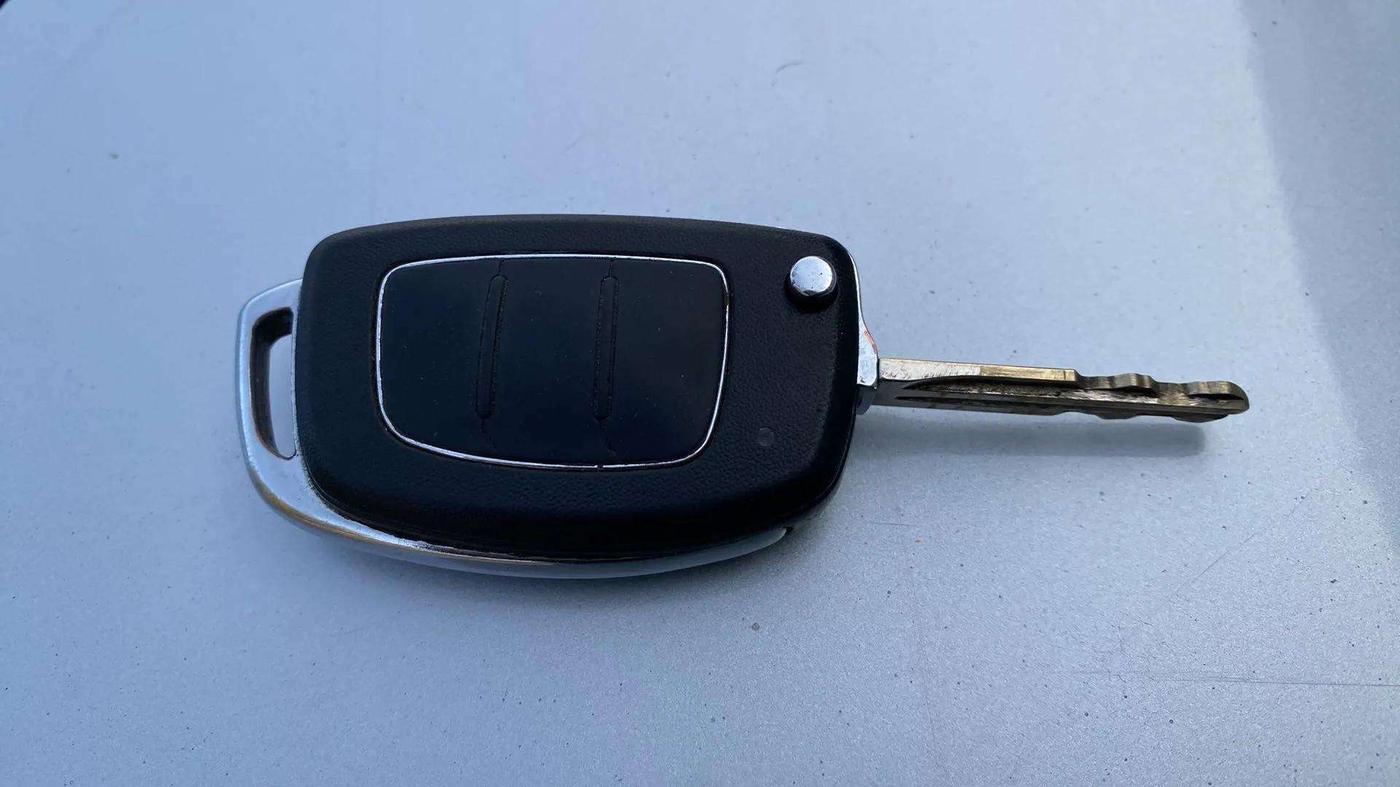 2014 Hyundai Xcent S 1.2, Petrol, Manual, 65,515 km, Key Close Up
