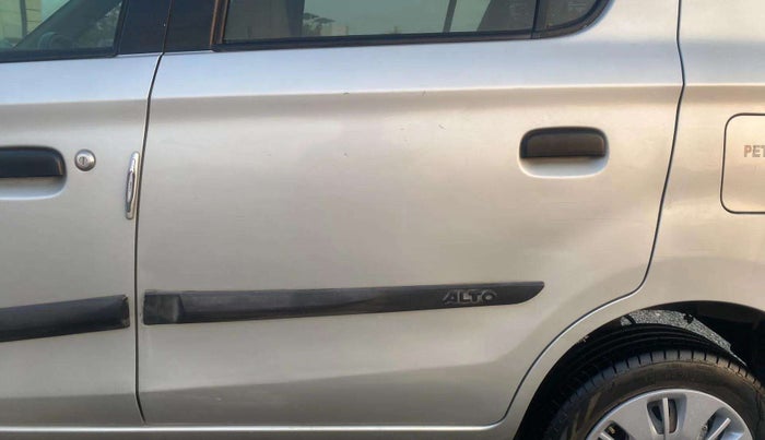 2017 Maruti Alto K10 VXI (O) AMT, Petrol, Automatic, 71,664 km, Rear left door - Minor scratches