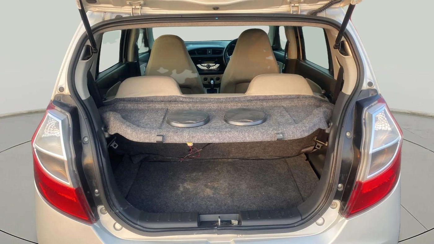2017 Maruti Alto K10 VXI (O) AMT, Petrol, Automatic, 71,850 km, Boot Inside