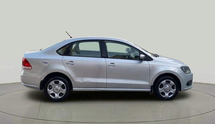 2015 Volkswagen Vento HIGHLINE 1.6 MPI, Petrol, Manual, 91,467 km, Right Side View