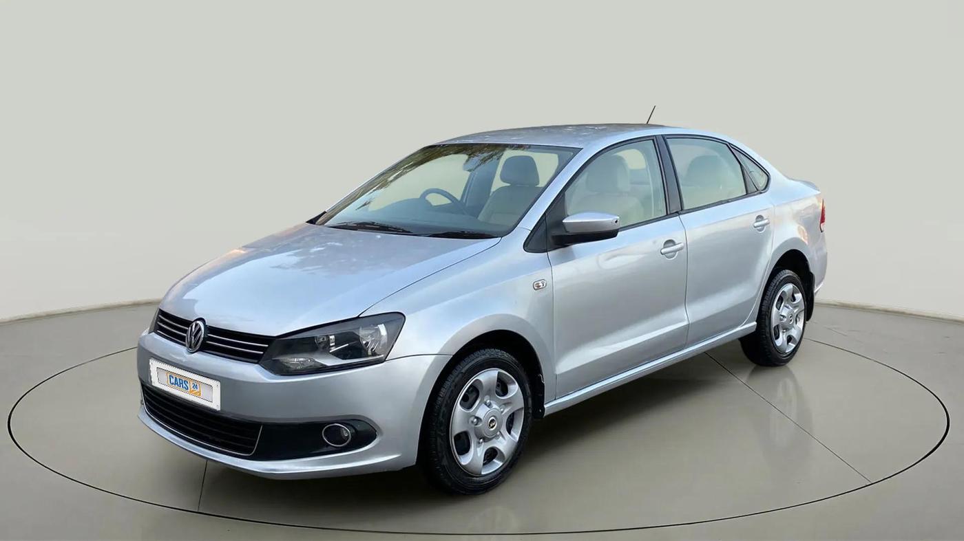 2015 Volkswagen Vento HIGHLINE 1.6 MPI, Petrol, Manual, 91,469 km, Left Front Diagonal