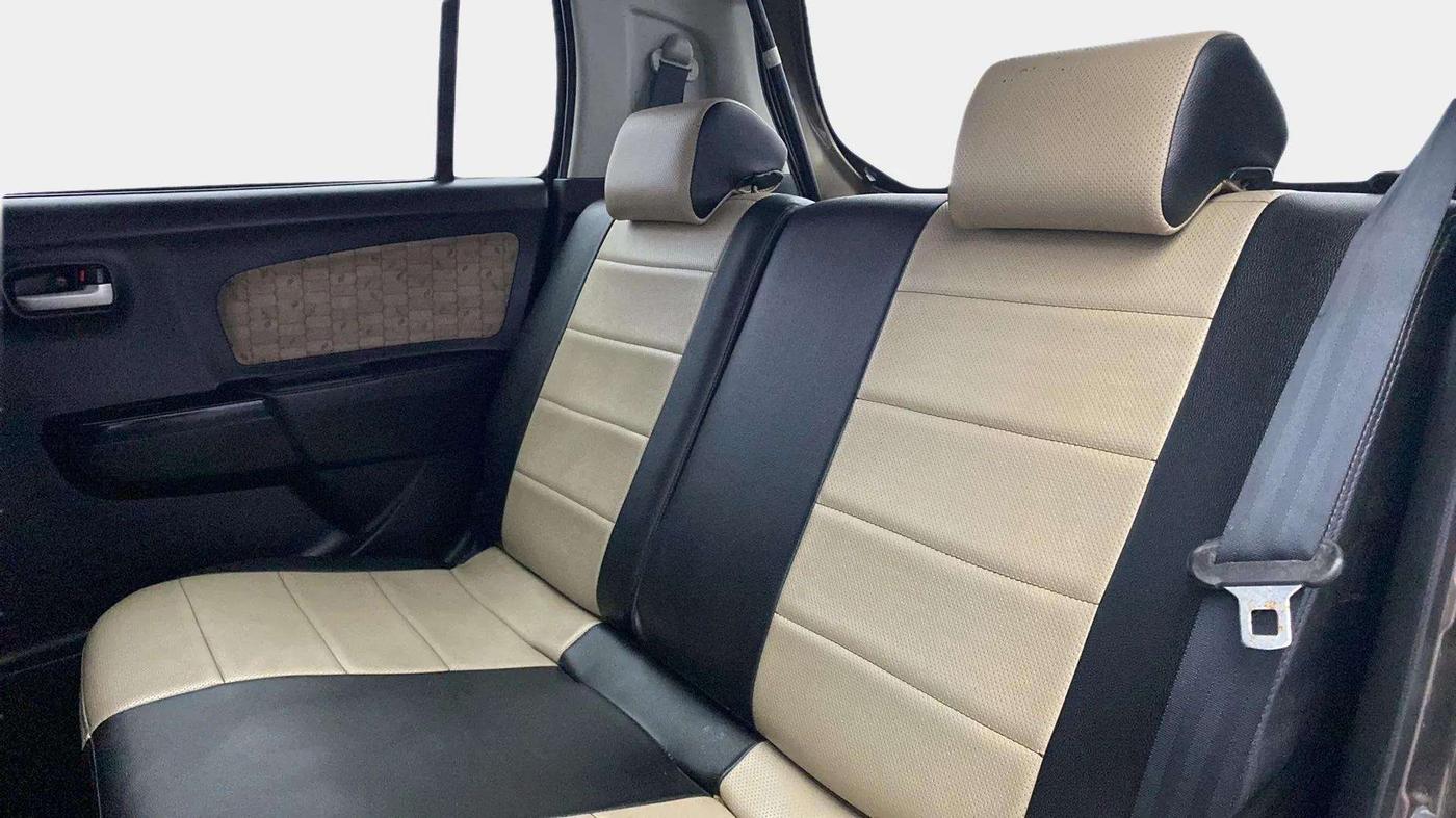 2017 Maruti Wagon R 1.0 VXI AMT, Petrol, Automatic, 35,951 km, Right Side Rear Door Cabin