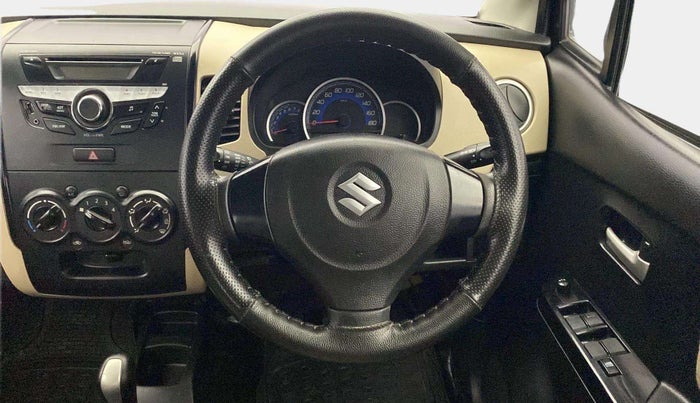 2017 Maruti Wagon R 1.0 VXI AMT, Petrol, Automatic, 35,690 km, Steering Wheel Close Up