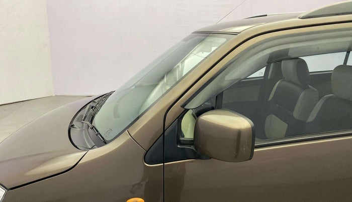 2017 Maruti Wagon R 1.0 VXI AMT, Petrol, Automatic, 35,690 km, Left A pillar - Slightly dented