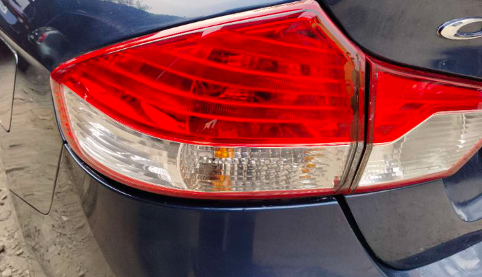 2017 Maruti Ciaz DELTA 1.4 AT PETROL, Petrol, Automatic, 65,560 km, Left tail light - Minor damage