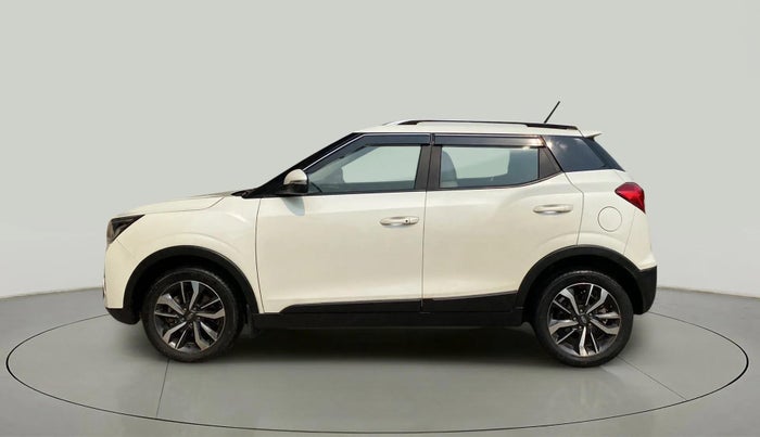 2020 Mahindra XUV300 W8 (O) 1.2 PETROL, Petrol, Manual, 34,030 km, Left Side