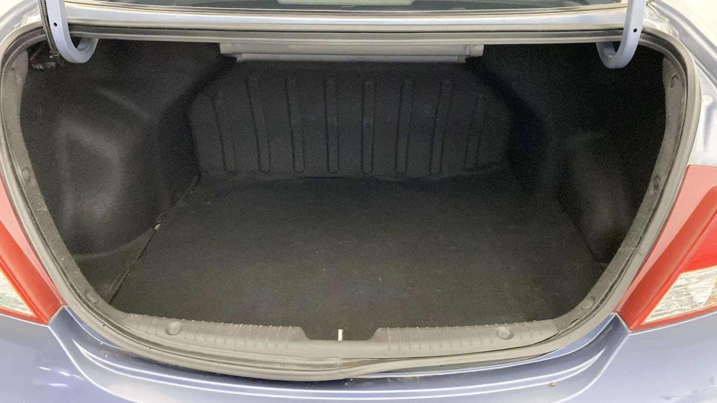 2013 Hyundai Verna FLUIDIC 1.6 VTVT SX, Petrol, Manual, 43,109 km, Boot Open Zoomed View