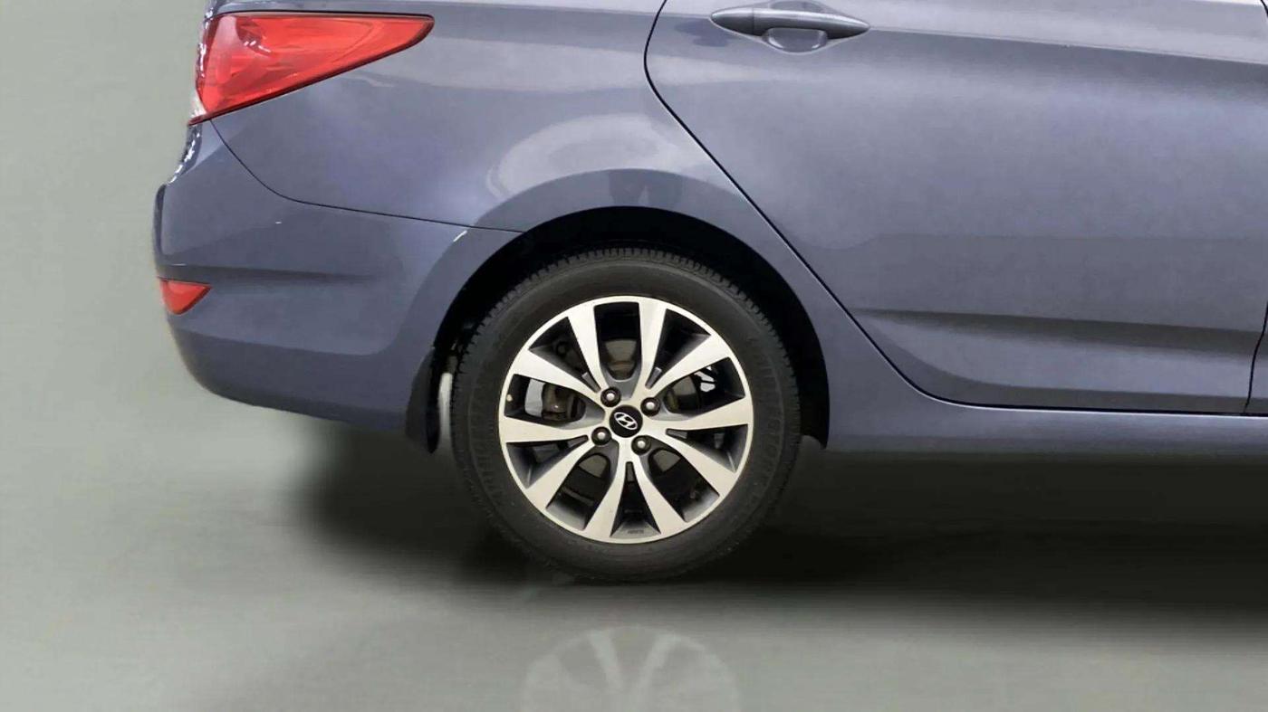 2013 Hyundai Verna FLUIDIC 1.6 VTVT SX, Petrol, Manual, 43,109 km, Right Rear Wheel