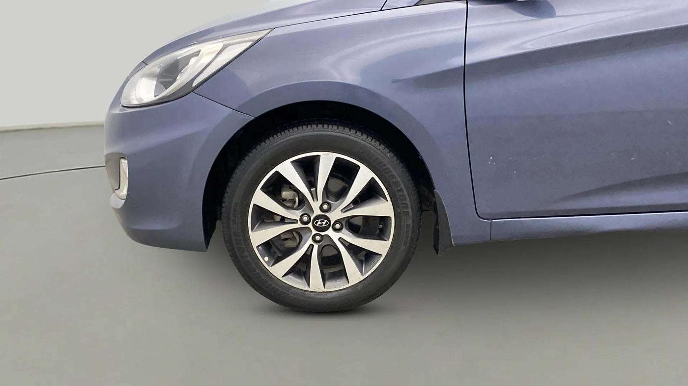 2013 Hyundai Verna FLUIDIC 1.6 VTVT SX, Petrol, Manual, 43,109 km, Left Front Wheel