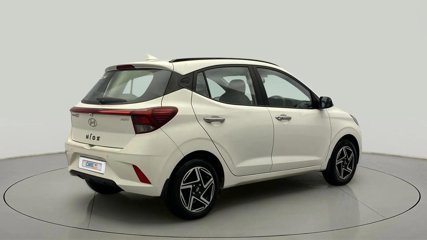 2023 Hyundai GRAND I10 NIOS ASTA 1.2 KAPPA VTVT, Petrol, Manual, 23,912 km, Right Back Diagonal
