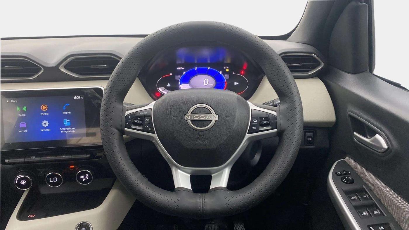 2022 Nissan MAGNITE XV TURBO CVT, Petrol, Automatic, 43,792 km, Steering Wheel Close Up