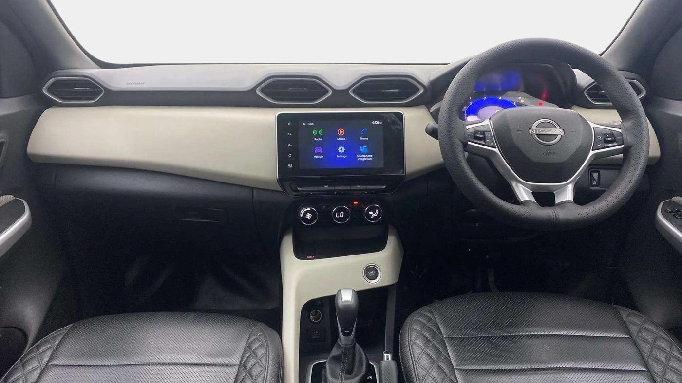 2022 Nissan MAGNITE XV TURBO CVT, Petrol, Automatic, 43,792 km, Dashboard
