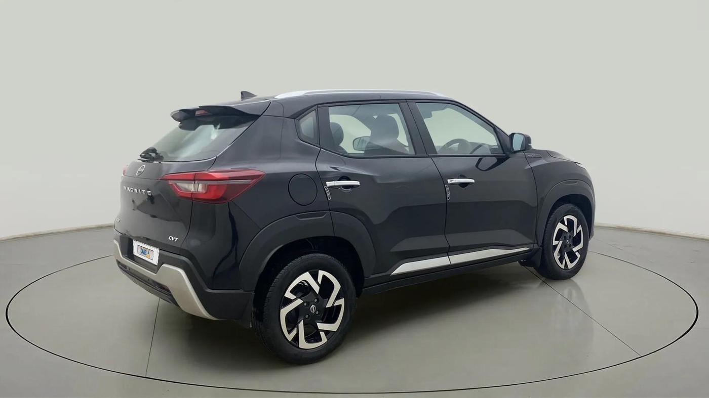 2022 Nissan MAGNITE XV TURBO CVT, Petrol, Automatic, 43,792 km, Right Back Diagonal