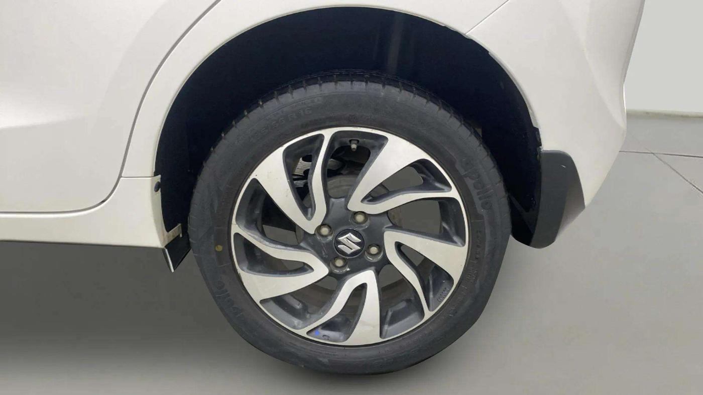 2021 Maruti Baleno ZETA PETROL 1.2, Petrol, Manual, 62,846 km, Left Rear Wheel