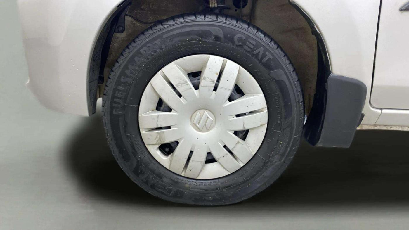 2022 Maruti Alto VXI PLUS, Petrol, Manual, 21,332 km, Left Front Wheel