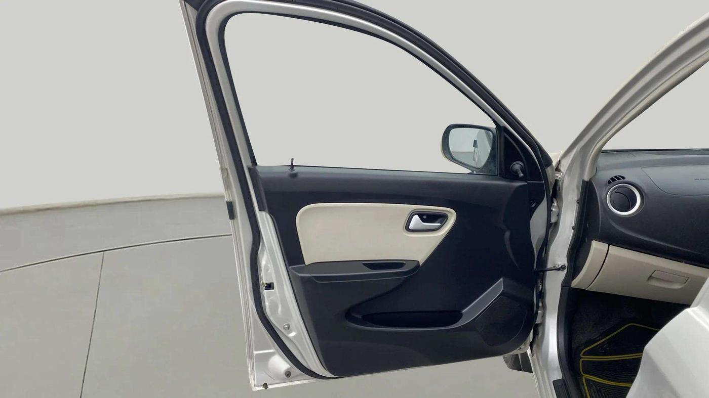 2022 Maruti Alto VXI PLUS, Petrol, Manual, 21,332 km, LHS Front Door