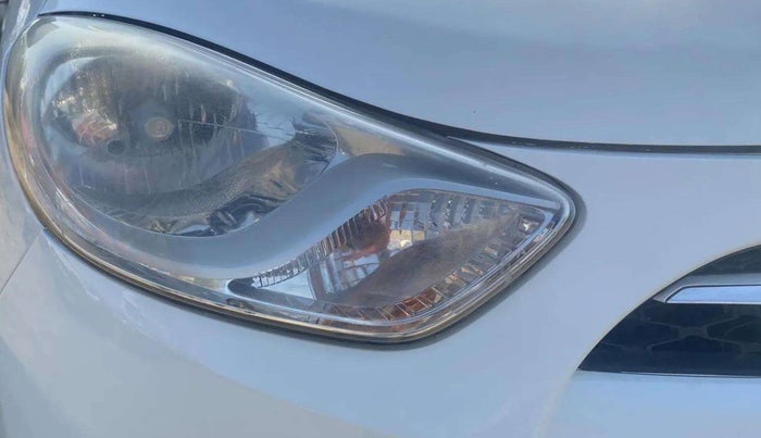 2013 Hyundai i10 SPORTZ 1.2 AT, Petrol, Automatic, 52,152 km, Right headlight - Minor damage