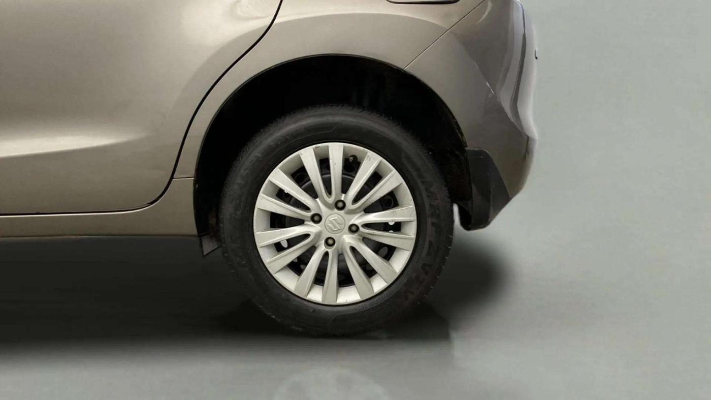 2020 Maruti Baleno DELTA PETROL 1.2, Petrol, Manual, 39,984 km, Left Rear Wheel