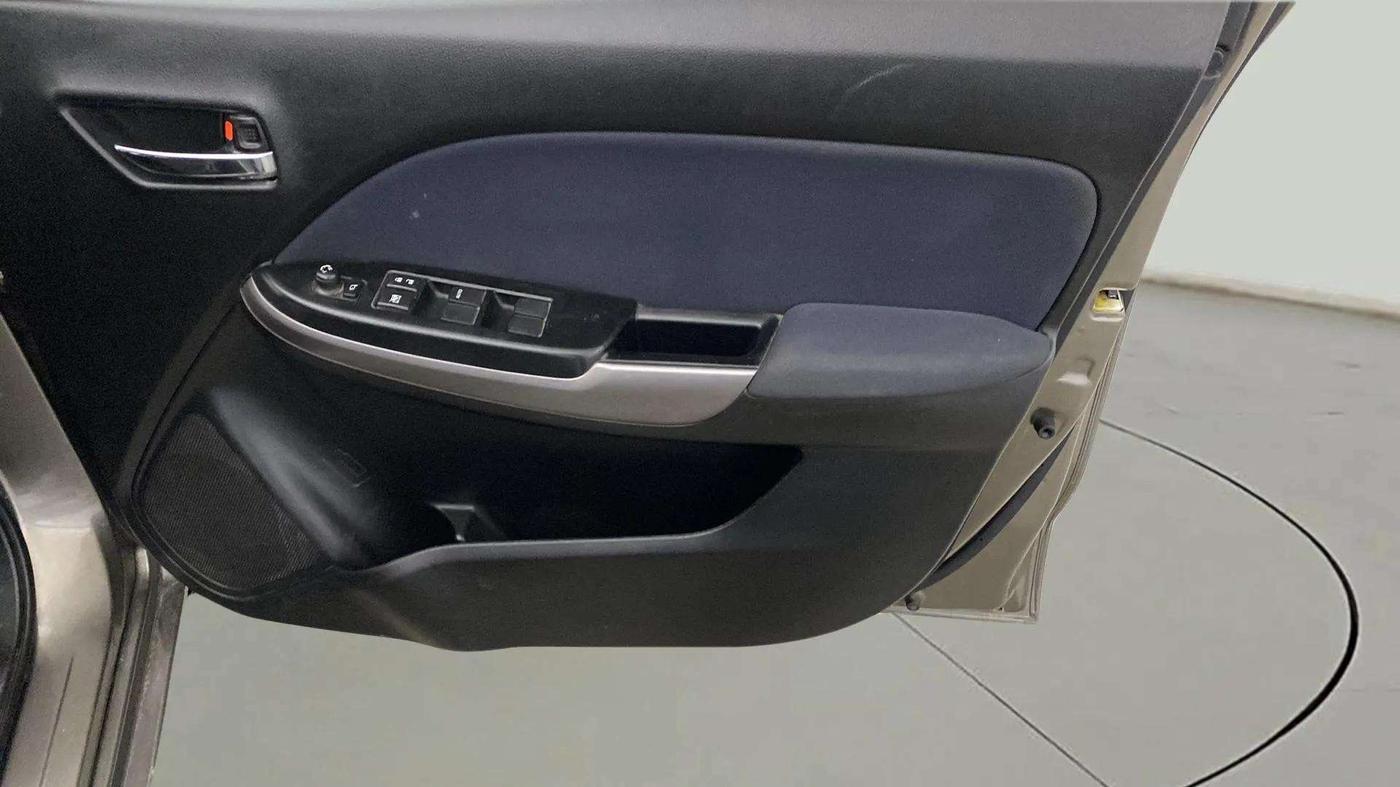 2020 Maruti Baleno DELTA PETROL 1.2, Petrol, Manual, 39,984 km, Driver Side Door Panels Control