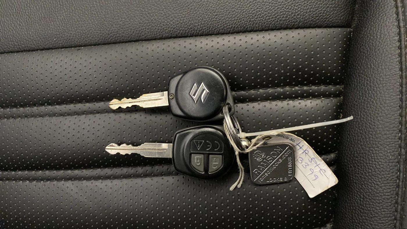 2020 Maruti Baleno DELTA PETROL 1.2, Petrol, Manual, 39,984 km, Key Close Up
