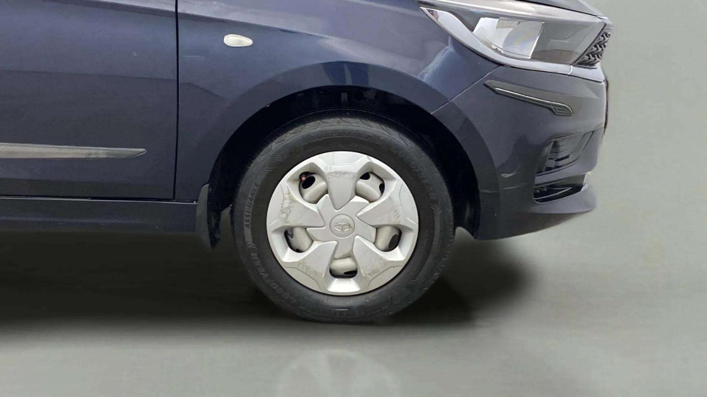 2022 Tata Tiago XM CNG, CNG, Manual, 41,366 km, Right Front Wheel