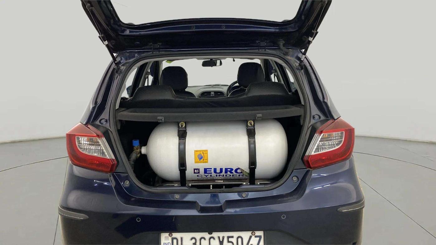 2022 Tata Tiago XM CNG, CNG, Manual, 41,366 km, Boot Inside