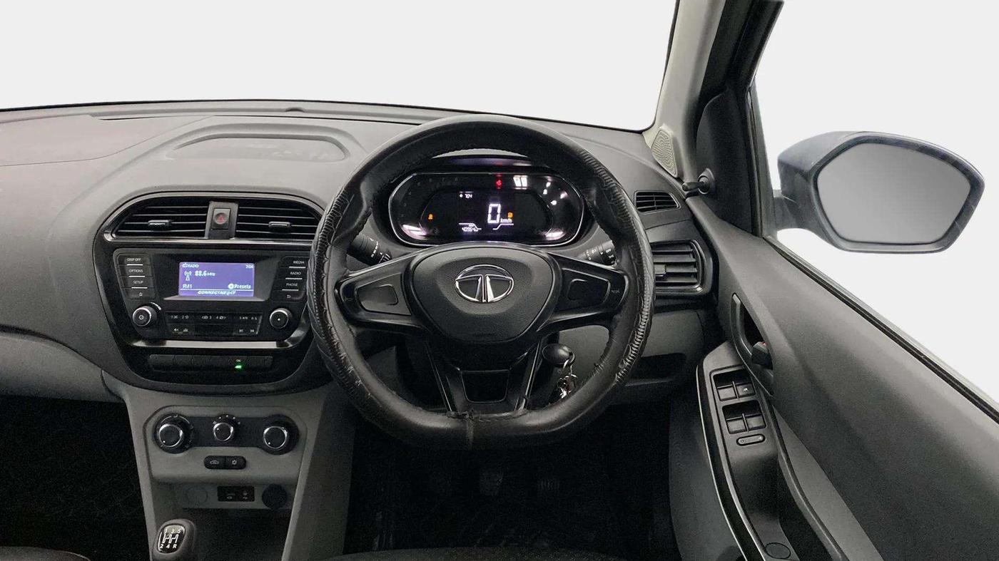 2022 Tata Tiago XM CNG, CNG, Manual, 41,366 km, Steering Wheel Close Up