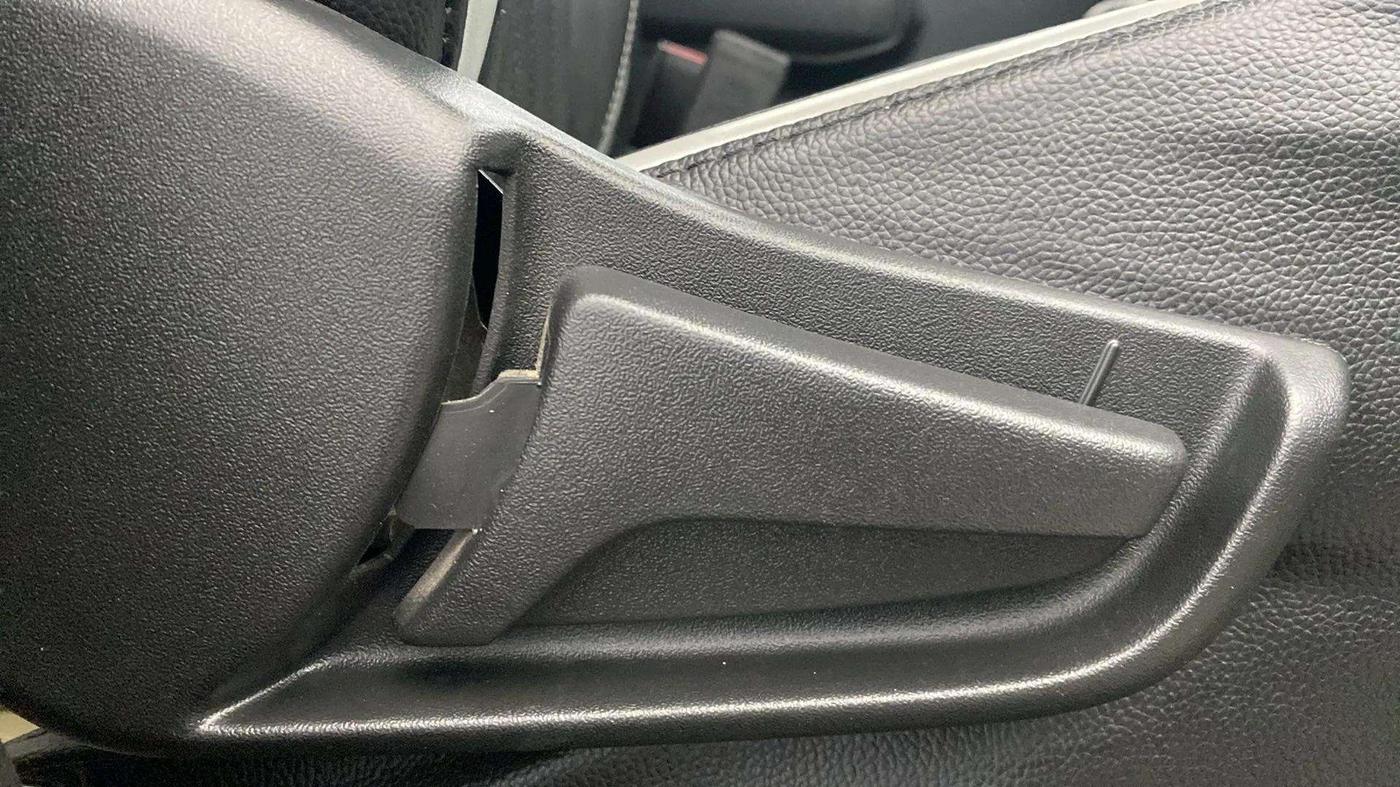 2023 Maruti S PRESSO VXI (O) AMT, Petrol, Automatic, 8,118 km, Driver Side Adjustment Panel