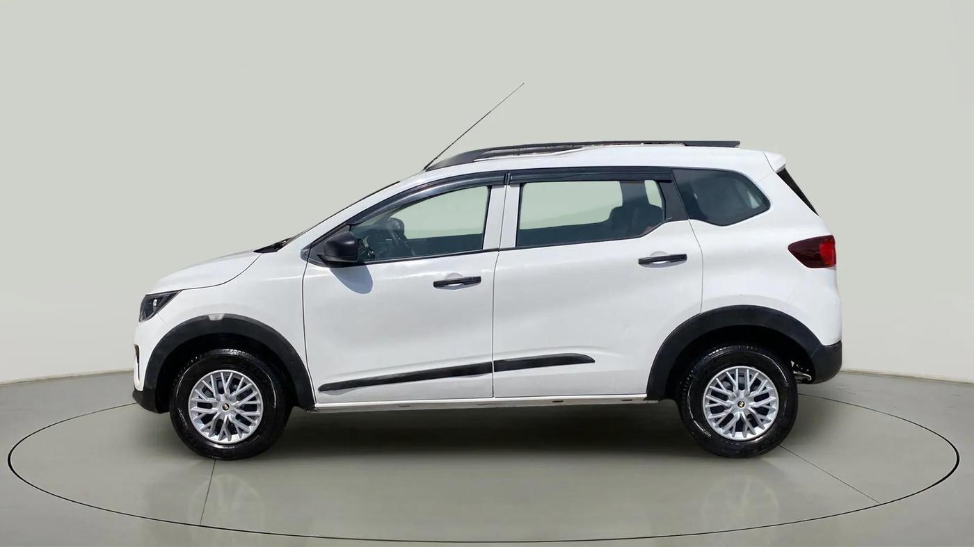 2022 Renault TRIBER RXL MT, Petrol, Manual, 5,533 km, Left Side