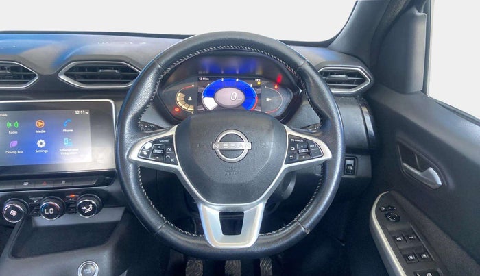 2022 Nissan MAGNITE XV PREMIUM, Petrol, Manual, 53,176 km, Steering wheel - Sound system control has minor damage