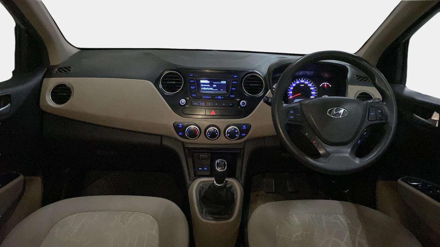 2017 Hyundai Xcent S 1.2, Petrol, Manual, 71,486 km, Dashboard
