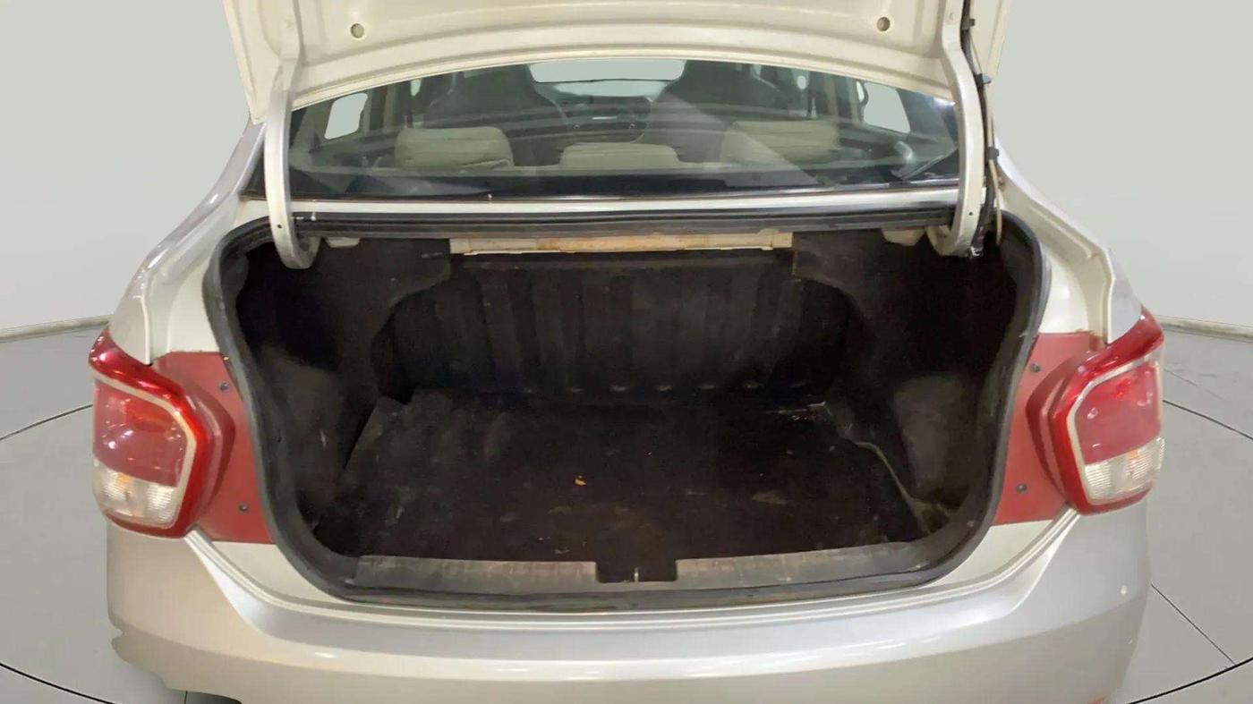 2017 Hyundai Xcent S 1.2, Petrol, Manual, 71,486 km, Boot Inside